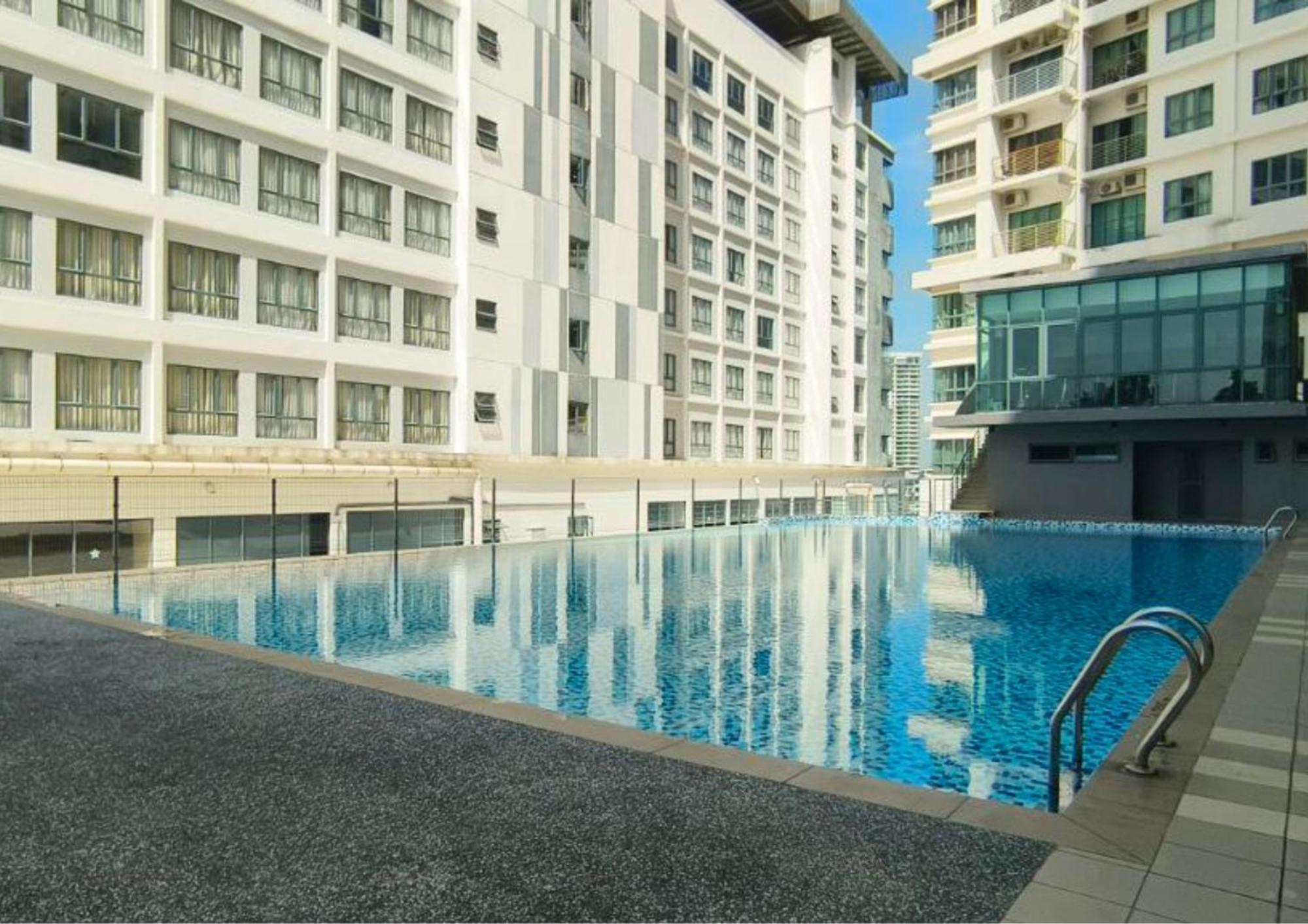Beauty Park View Stay Above Dpulze Mall #Dp3 ไซเบอร์จายา ภายนอก รูปภาพ